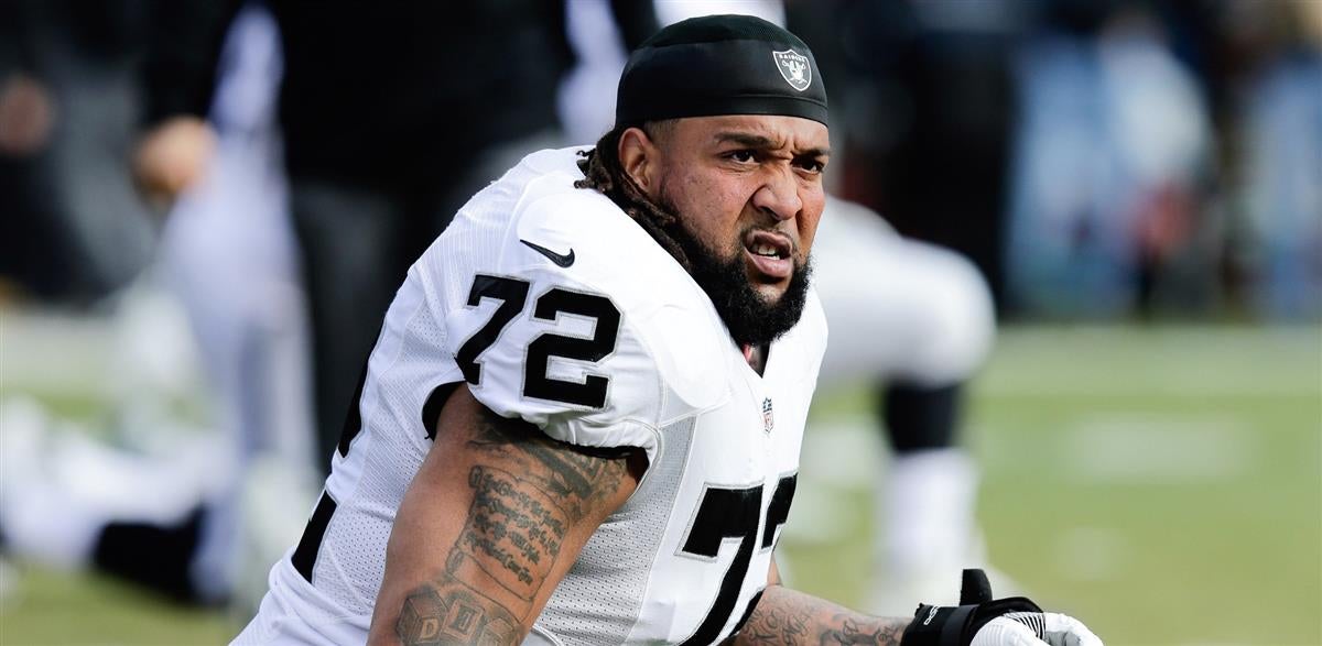 Raiders Lineman Donald Penn Catches Touchdown (Video)