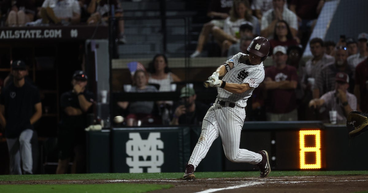 Diamond Dogs defeat Cincinnati, remain unbeaten in regional
