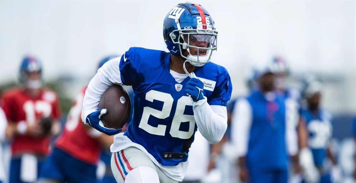 SEE IT: Nike athlete LeBron James wears Saquon Barkley shirt to