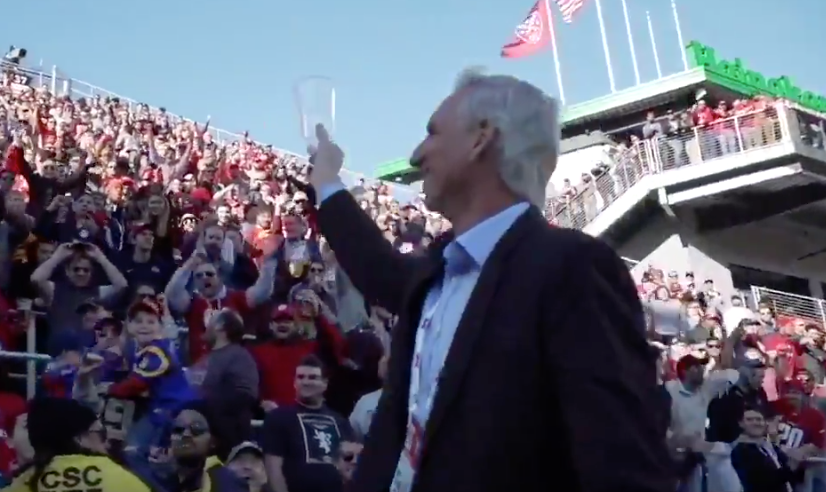 Watch Xfl Commish Contributes To Fans Beer Snake