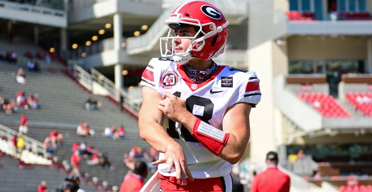 JT Daniels, Jordan Davis to represent UGA at SEC Media Days