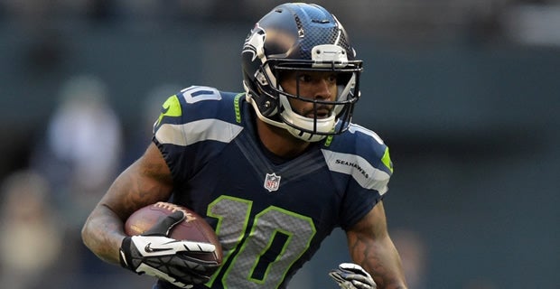 Lockette returns to Seattle as Seahawks get back to practice