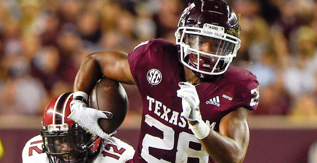 LOOK: Former Texas A&M Aggies Running Back Isaiah Spiller in Full