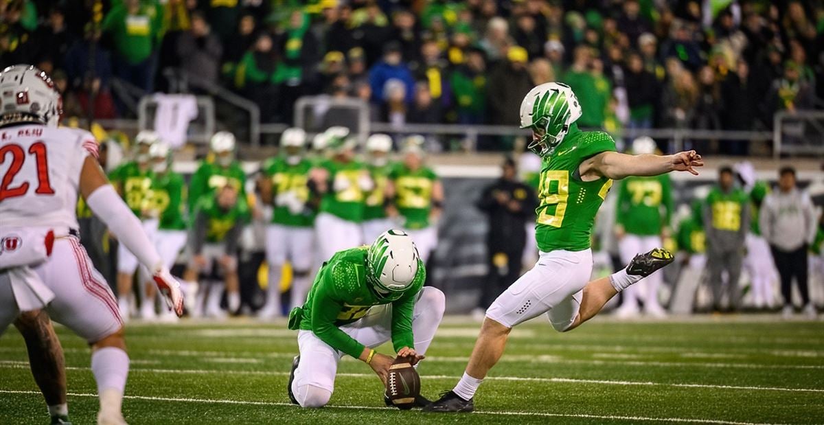 Karsten Battles - Football - University of Oregon Athletics