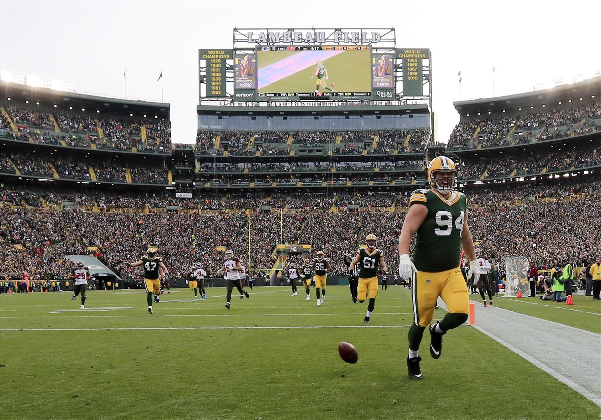 Green Bay Packers - Congrats to Dean Lowry on being named NFC