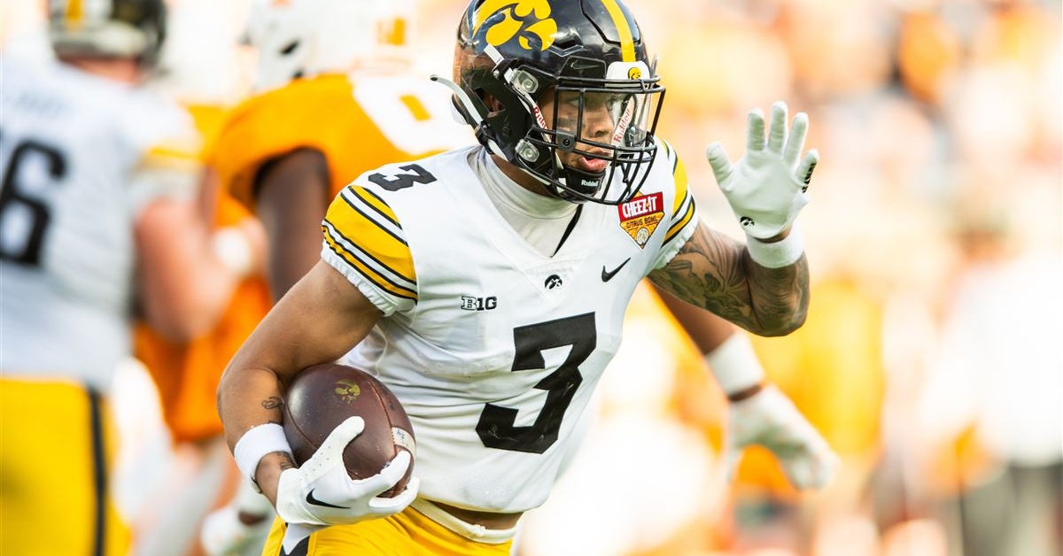 Iowa Football: Wide Receiver Kaleb Brown arrested for OWI