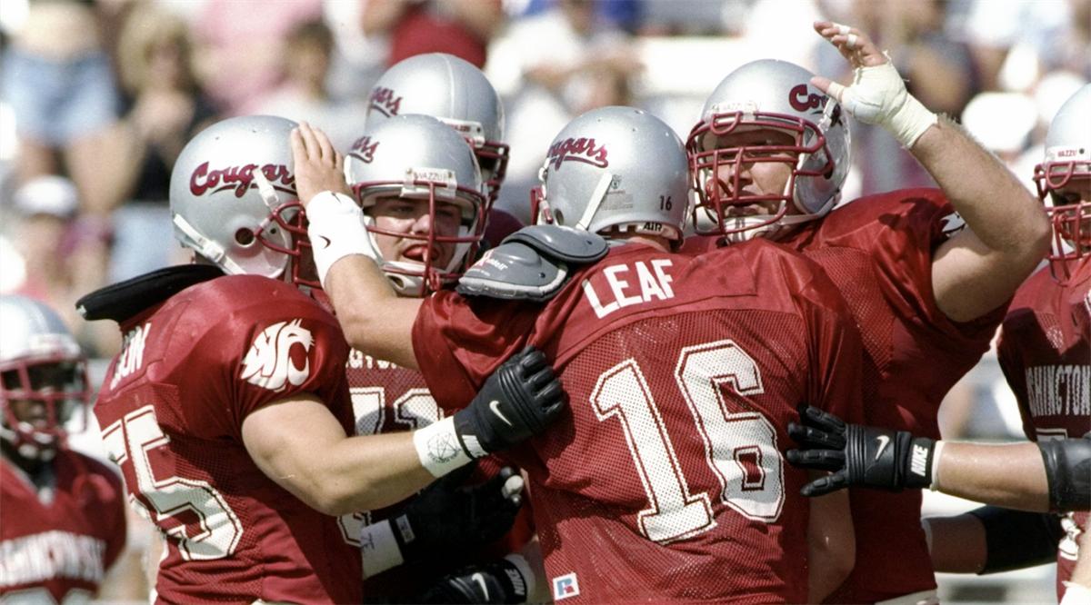 Retro Sports on X: Washington St QB Ryan Leaf passes in the