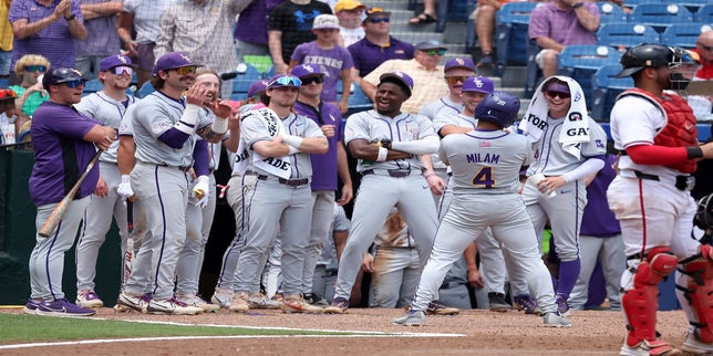 LSU overcomes deficit, adversity in walk-off win against South Carolina