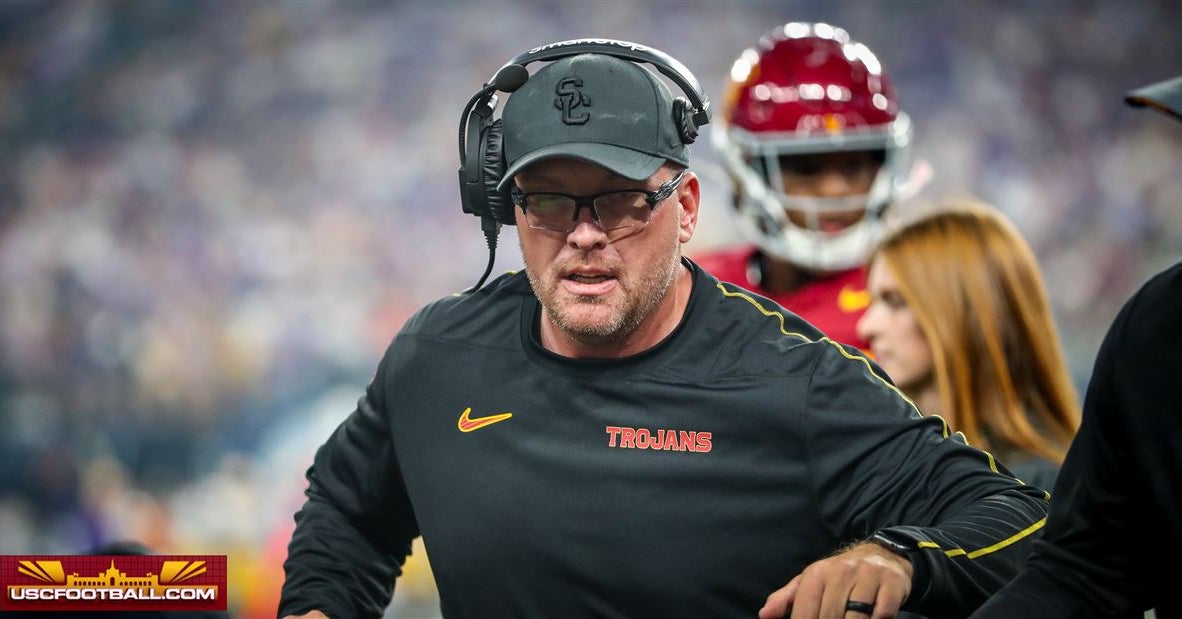 USC LB coach Matt Entz accepts head coaching position at Fresno State 