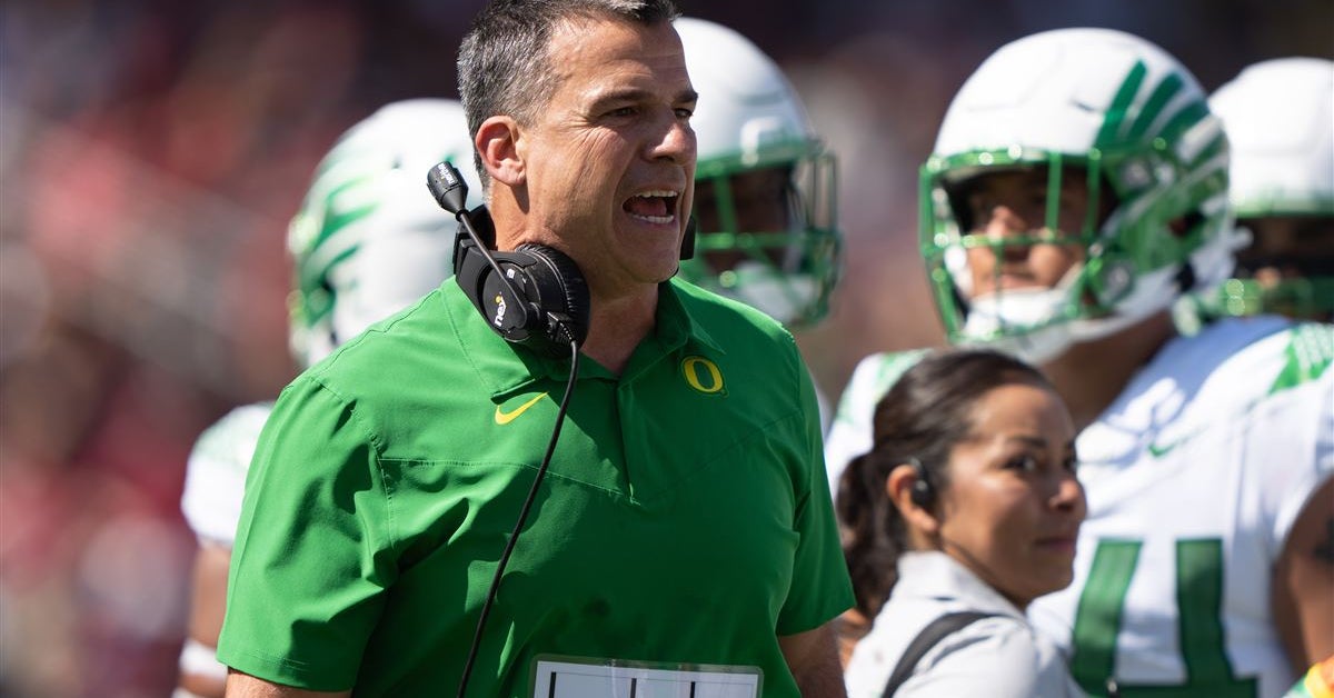 Mario Cristobal says Anthony Brown gives Oregon the best chance at winning
