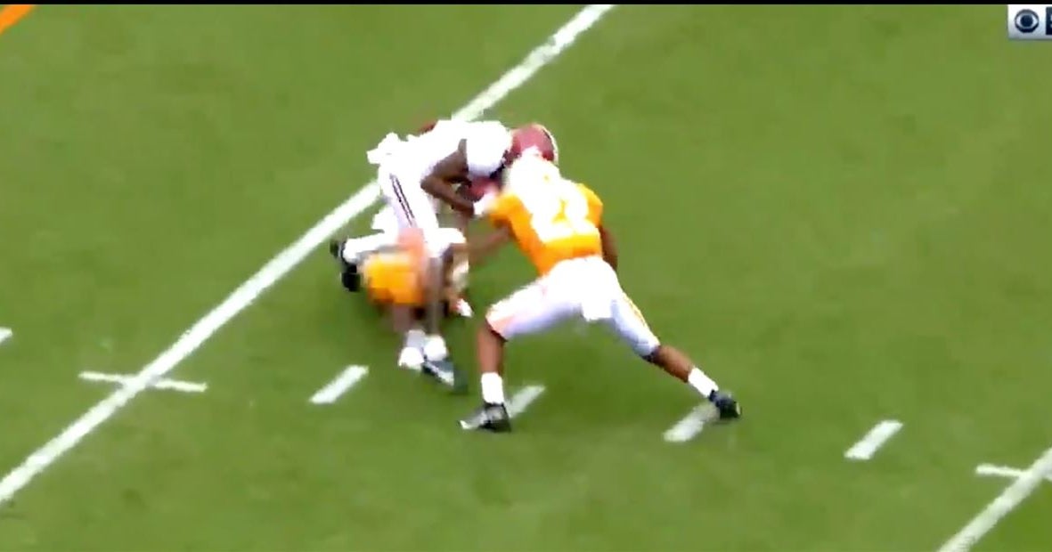 WATCH Potential targeting call missed in AlabamaTennessee game