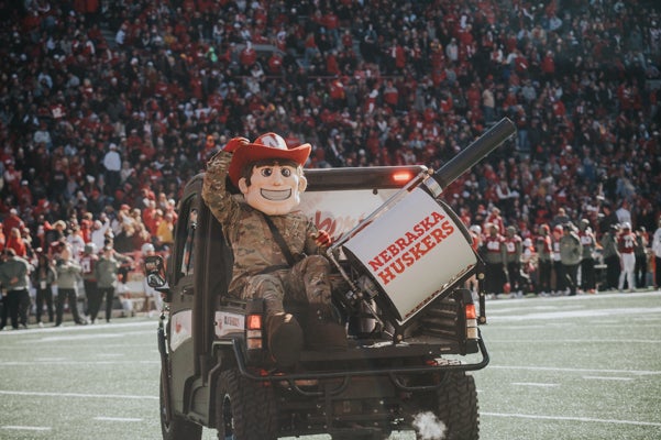 Nebraska offers recent LSU commitment - Vimarsana News