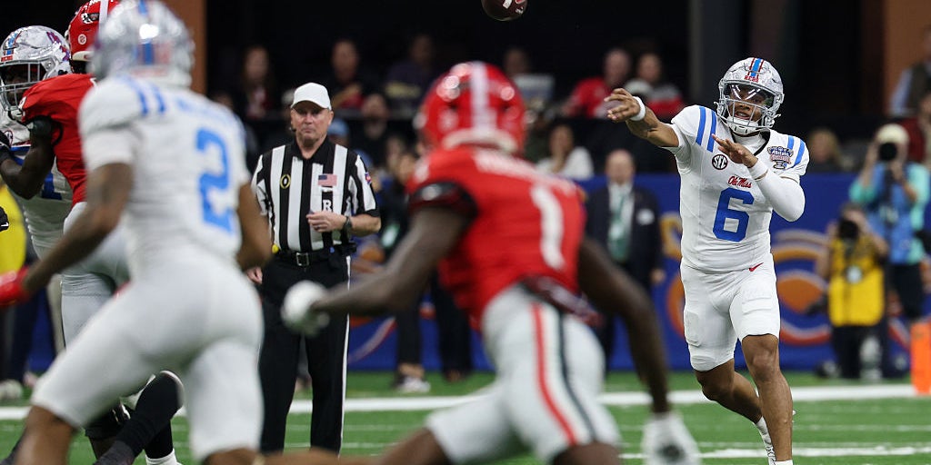 Who is the best player on each team the Georgia Bulldogs face in 2026?