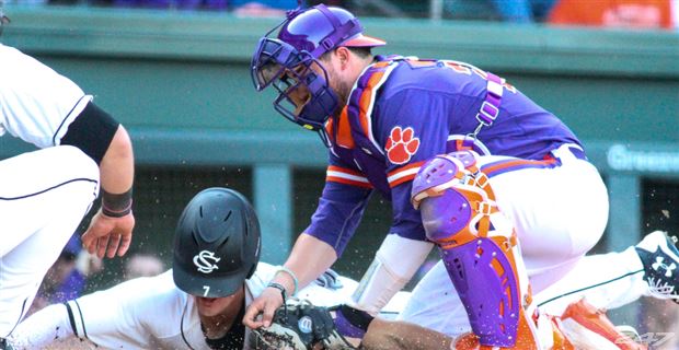 Miami baseball loses ACC Championship game after late Clemson rally