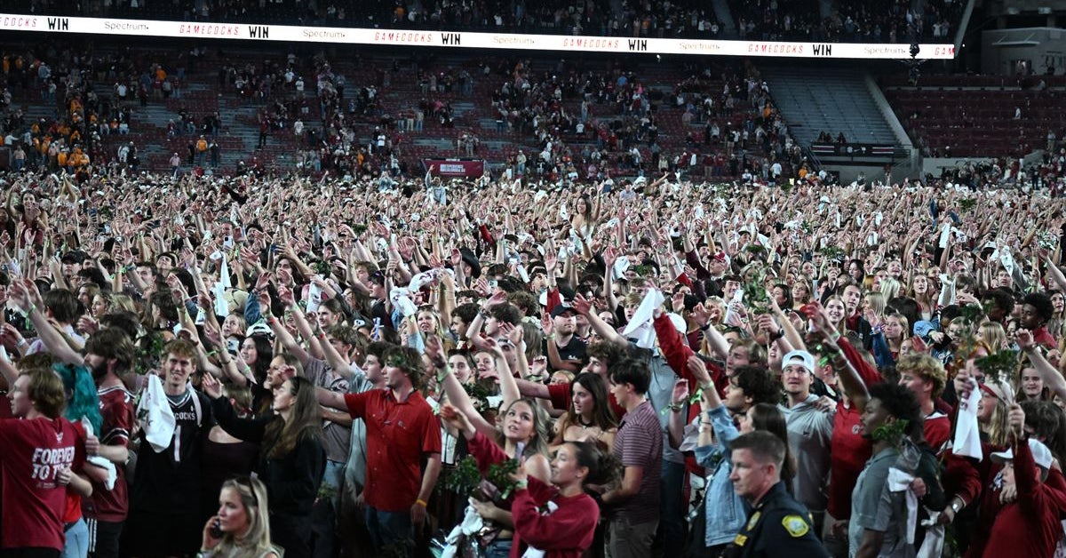 SEC announces $500,000 fine for Williams-Brice Stadium field storming