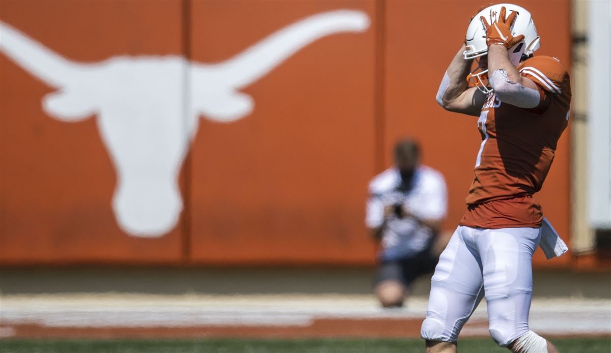 Texas' Isaiah Hookfin grateful for helmet after motorcycle accident