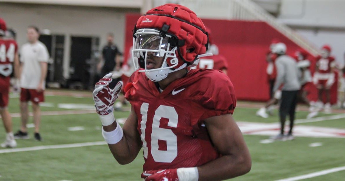 Freshman DBs rising up Razorback depth chart