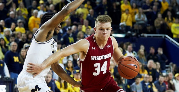 Preview And Predictions Wisconsin At No 19 Michigan