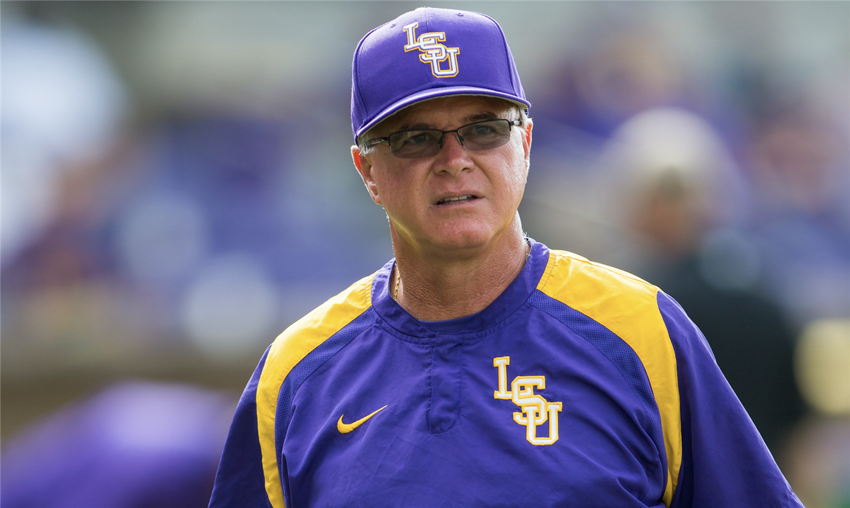 LSU coach Paul Mainieri called Tennessee baseball fans 'nasty