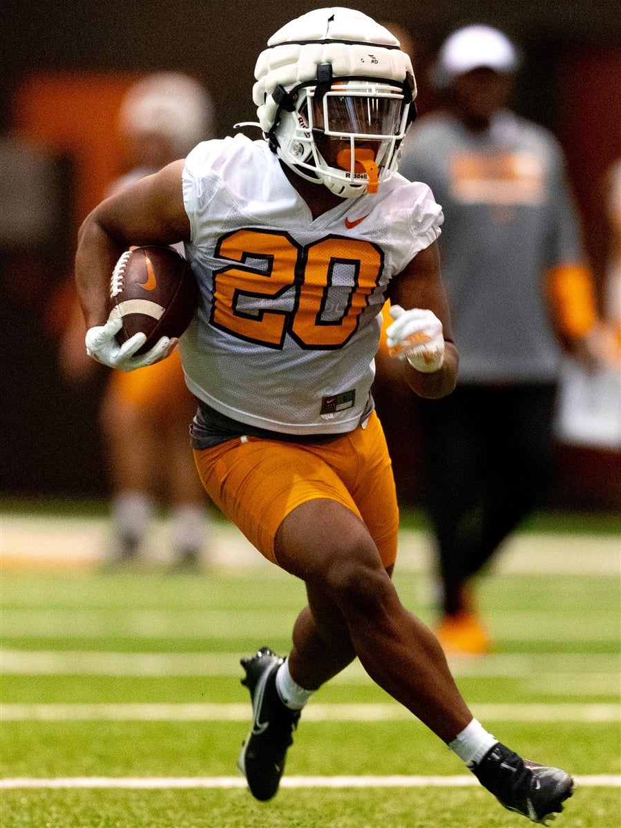 'Born to play running back,' Jabari Small having strong spring for Vols