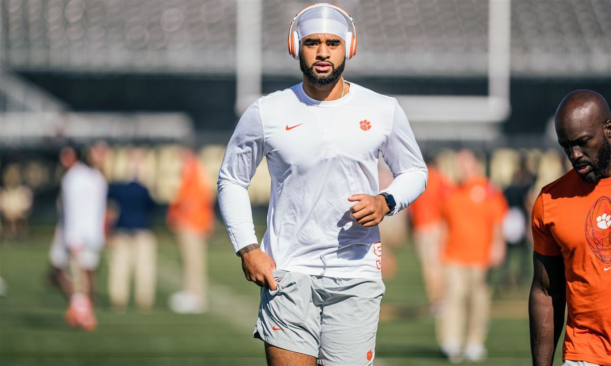 No nerves for DJ Uiagalelei ahead of Oregon State season opener