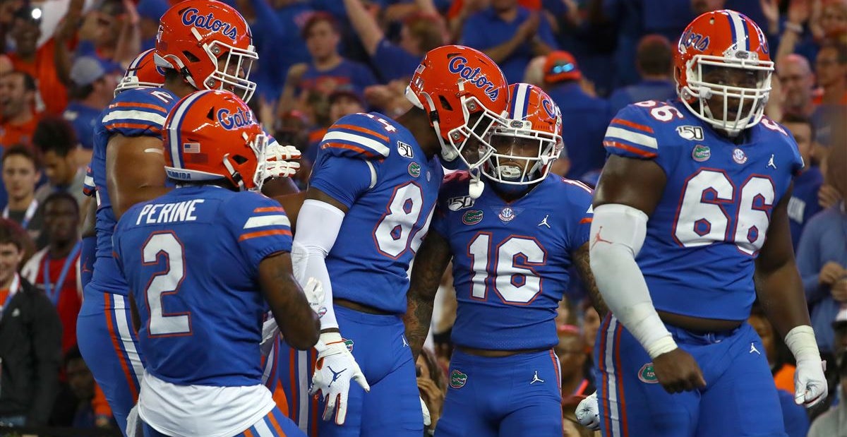 Gators roll over rival Florida State 4017