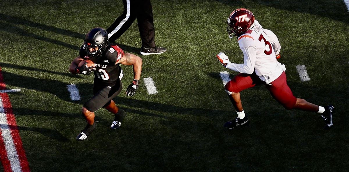 Blacksburg, Virginia, USA. 1st Mar, 2022. Louisville Cardinals