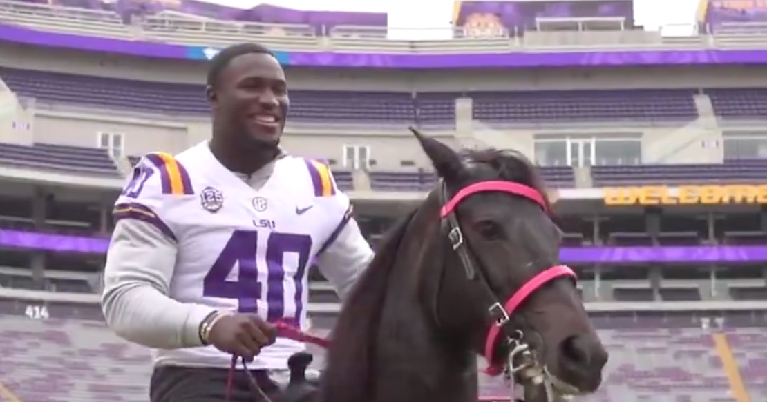 WATCH Devin White's horse ride in Death Valley