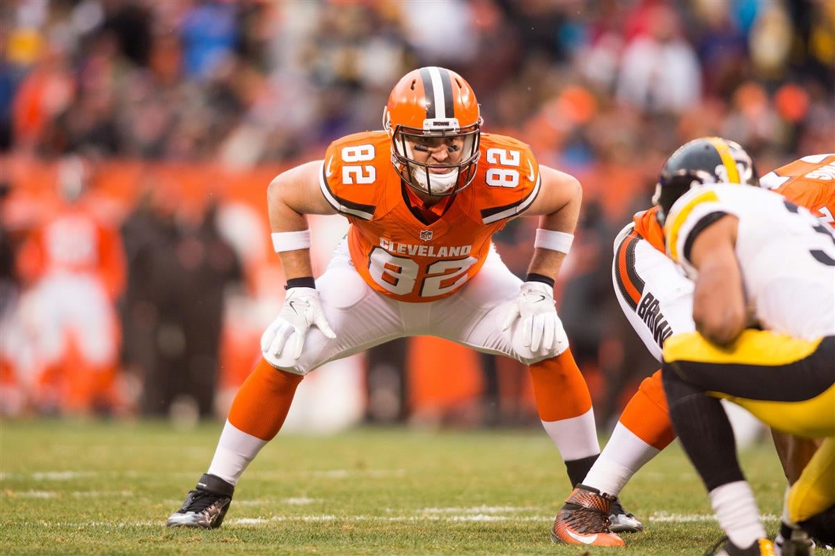 Browns TE Barnidge returns to Middleburg