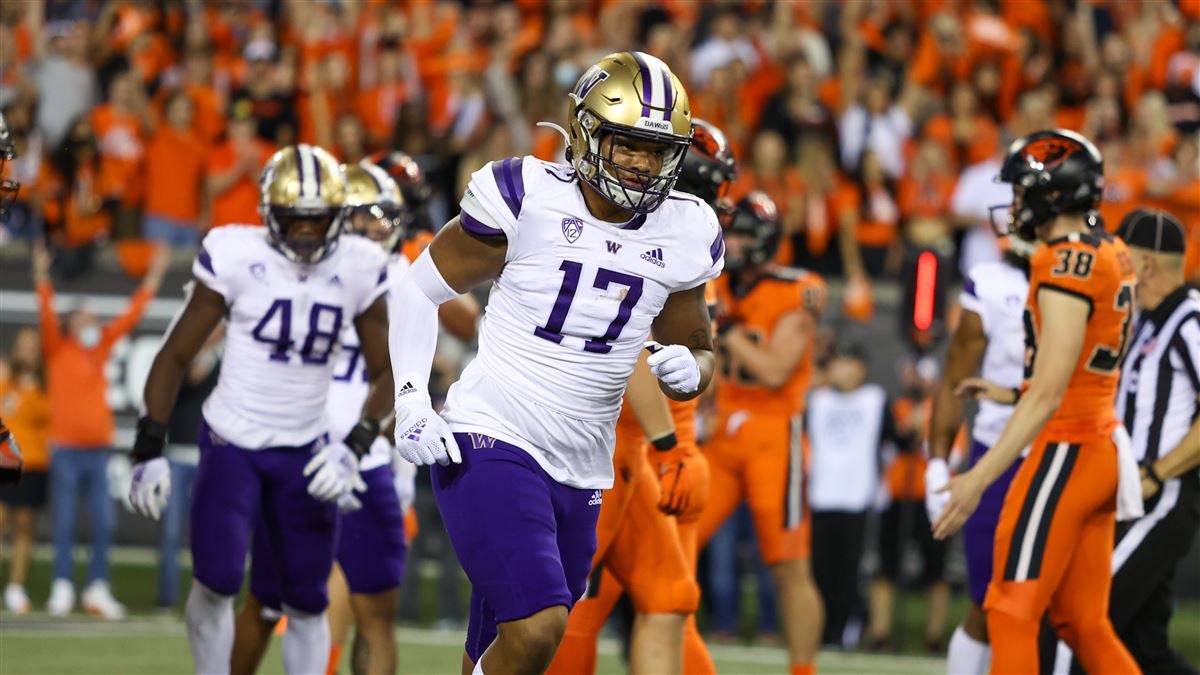 Sav'ell Smalls, 5-star DE/OLB, eliminates hometown Washington Huskies;  Oregon Ducks 'still in it': Report 