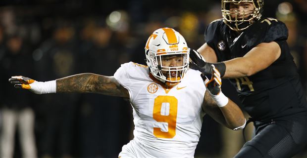 How Tennessee DL Derek Barnett tackles double and triple teams