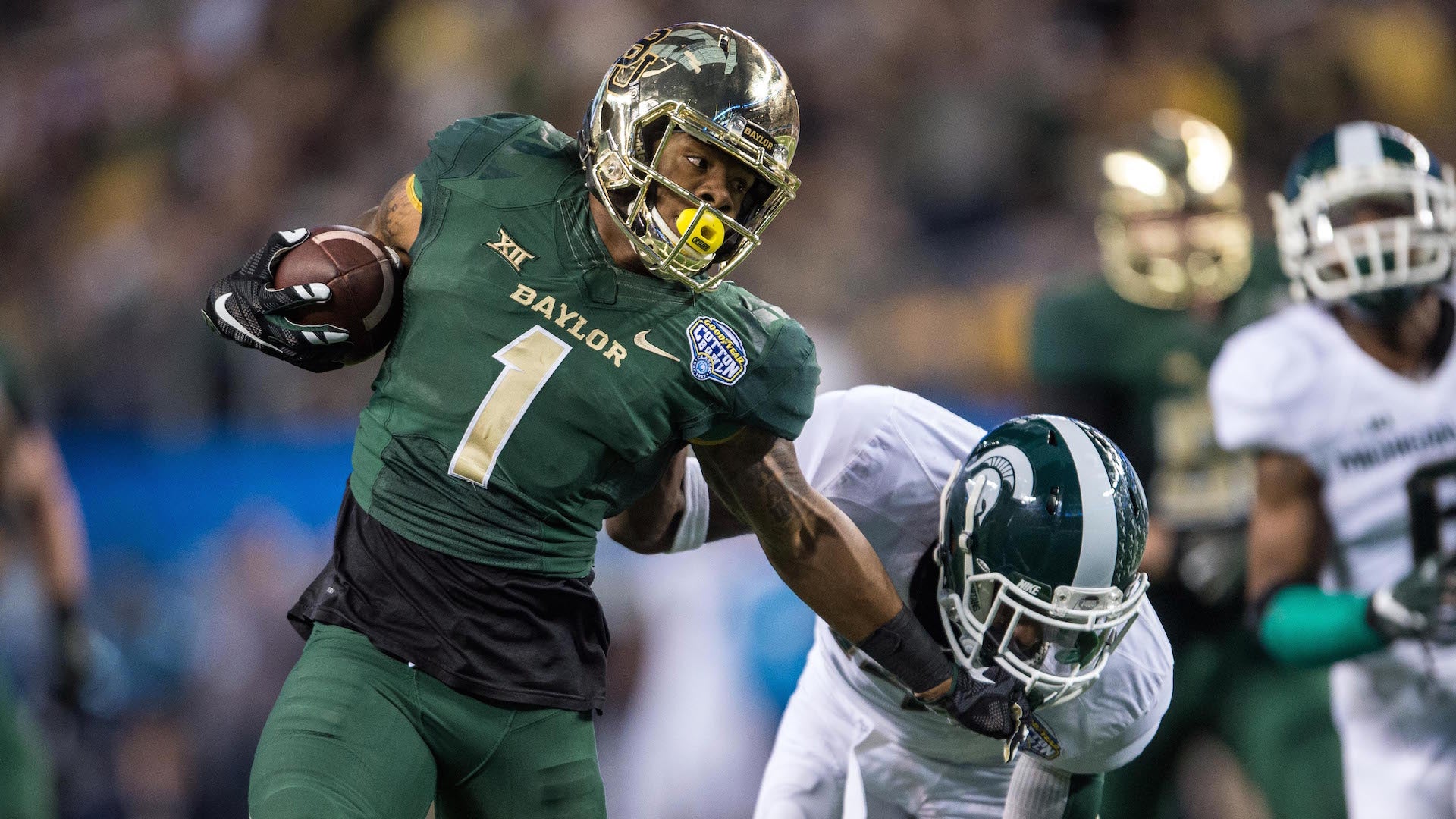 Baylor University - Corey Coleman, meet Corrie Coleman. The Corey on the  left is a #Baylor football standout. The one on the right, a sophomore  journalism major. Both Baylor students. Both lived