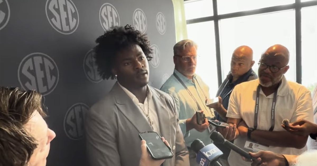 VIDEO: Arch Manning, Colin Simmons and Trevor Goosby speak off-podium at 2026 SEC Media Days