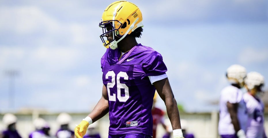 Freshman Ashton Stamps making strong impression in first LSU fall camp