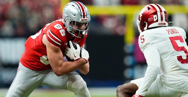 Max Klare selected by Los Angeles Rams in second round of NFL Draft