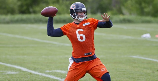 Jay Cutler responds to report that most Bears players no longer