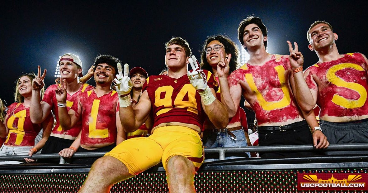 Ghost Notes Gameday: No. 14 USC rolls Fresno State, 39-0