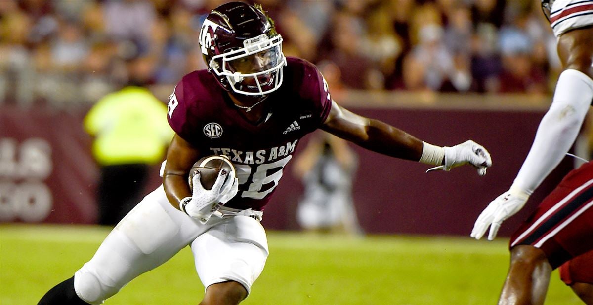 Isaiah Spiller Visits A&M With His Dad