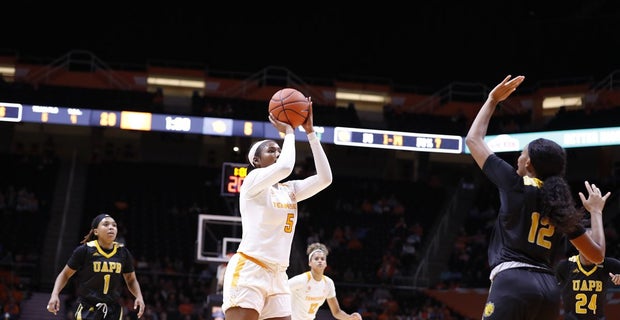 Lady Vols Seize 92 51 Win Over Uapb