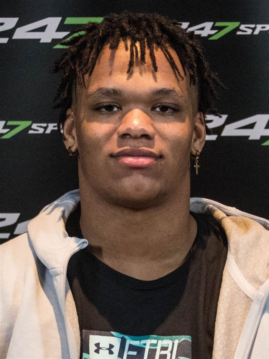 Sav'ell Smalls, 5-star DE/OLB, eliminates hometown Washington Huskies;  Oregon Ducks 'still in it': Report 