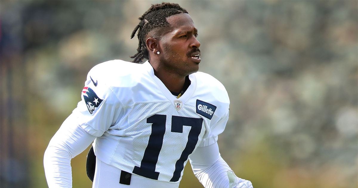 Report: Seahawks among teams pushing to sign Antonio Brown