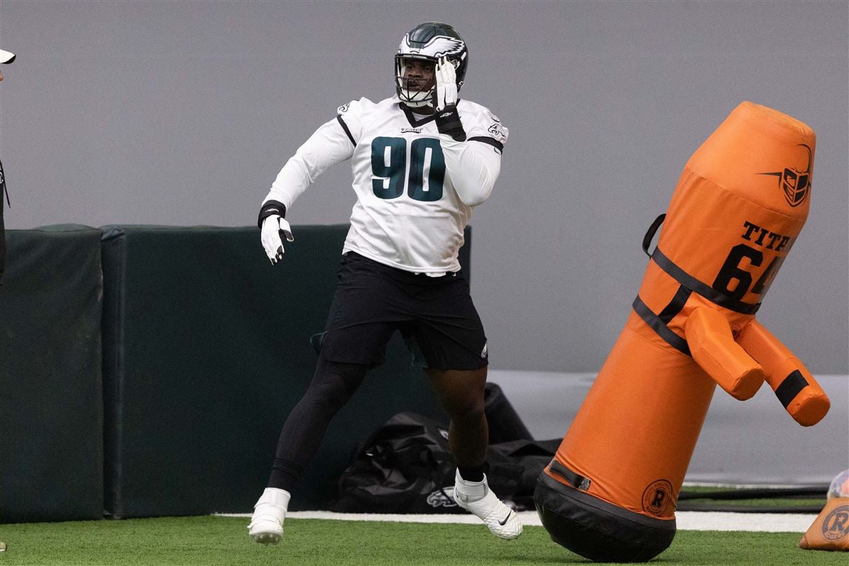 Philadelphia Eagles DL Jordan Davis: C Cam Jurgens 'definitely