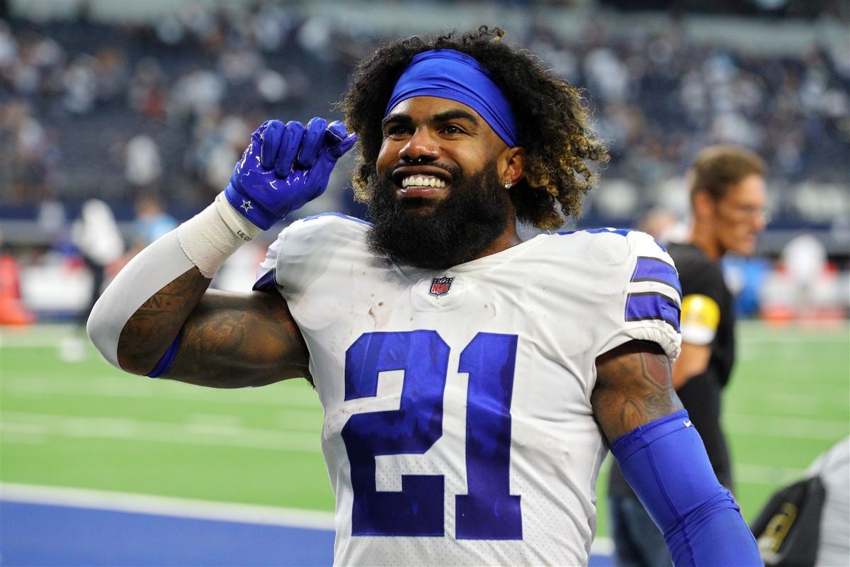 Ex-Ohio State Buckeye RB Ezekiel Elliott Struggles In Debut With New  England Patriots - Sports Illustrated Ohio State Buckeyes News, Analysis  and More