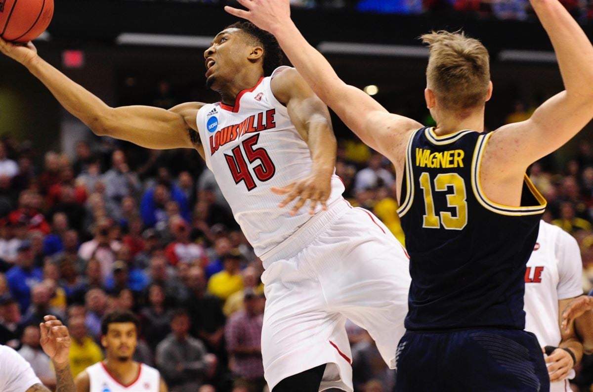 Guard Donovan Mitchell commits to Louisville