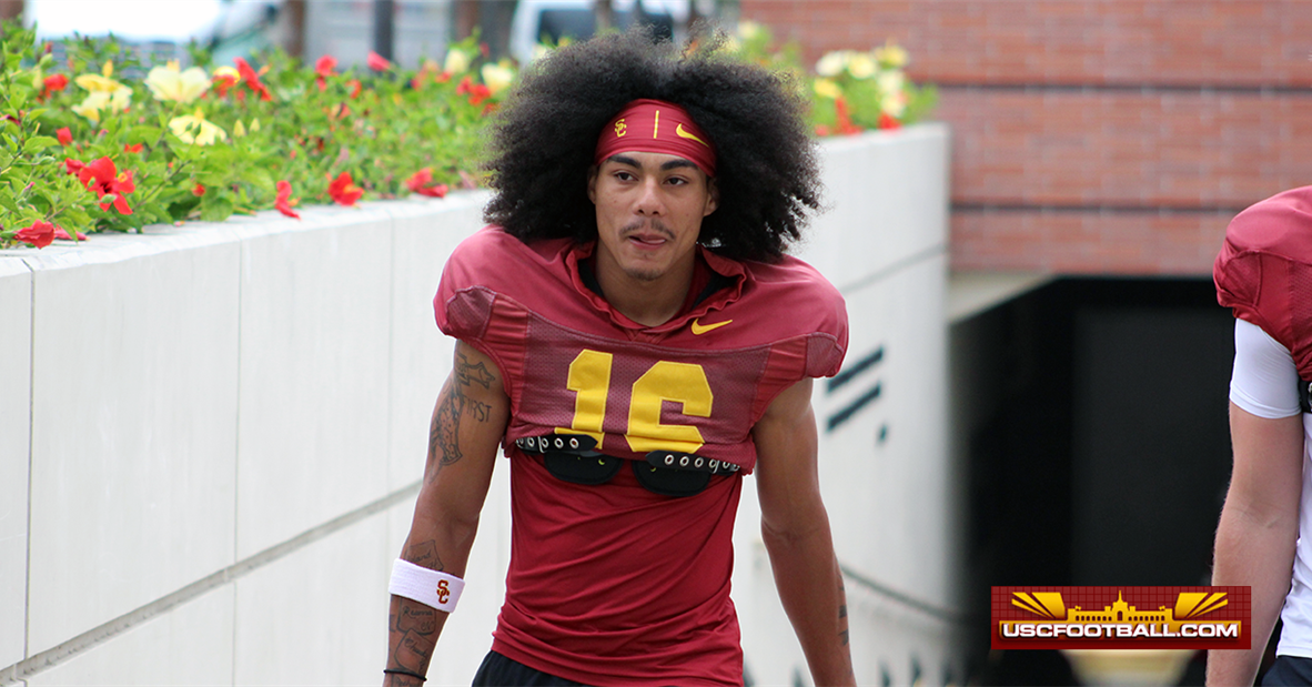 Receivers Tanook Hines, Corey Simms off to strong starts in first USC