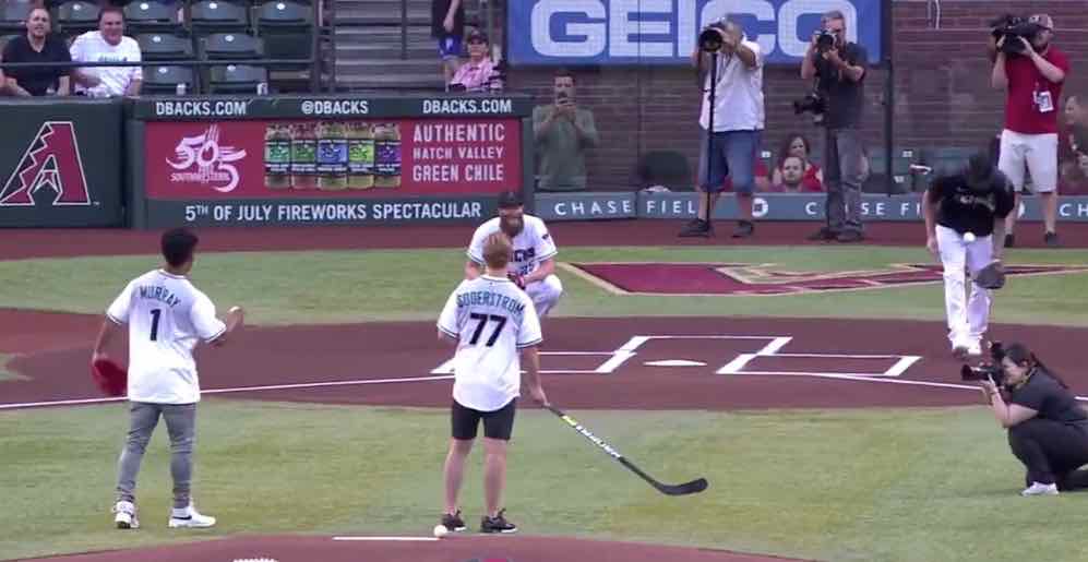 Oklahoma Football: Kyler Murray throws out the first pitch for the  Diamondbacks - Crimson And Cream Machine