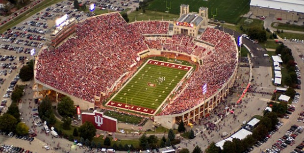 Iu Athletics Outlines Plan To Sell Beer Wine At Football Games