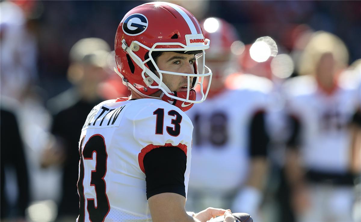 Georgia QB Stetson Bennett Debuts New Haircut Ahead Of 2022 Season