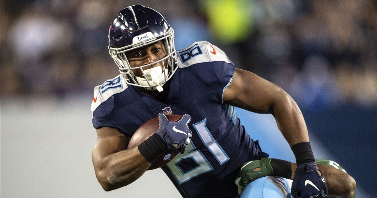 Jonnu Smith named Tennessee Titans best-kept secret