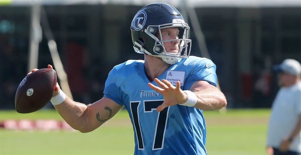 Several fights break out in ugly Buccaneers-Titans joint practice